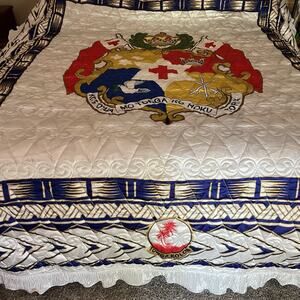 Tongan Monomono Quilt Bedspread Queen Size Coat of Arms Polynesian Tapa Style